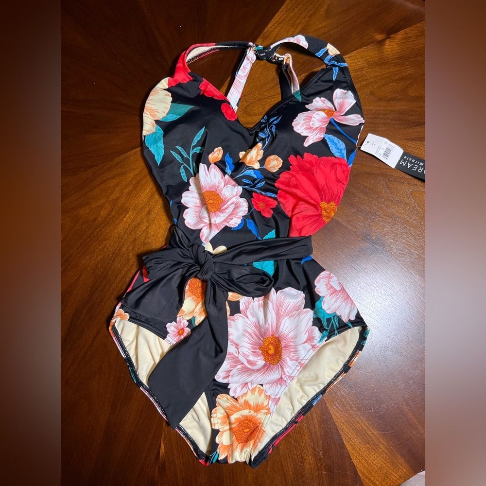 Dreamsuit by Miracle Brands Floral Suit NWT 🌺 adjustable straps 🌺 size 8